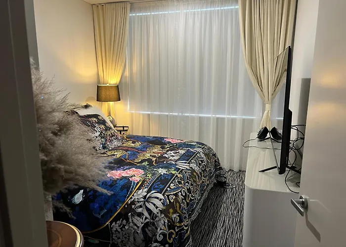 Mascot Accommodation