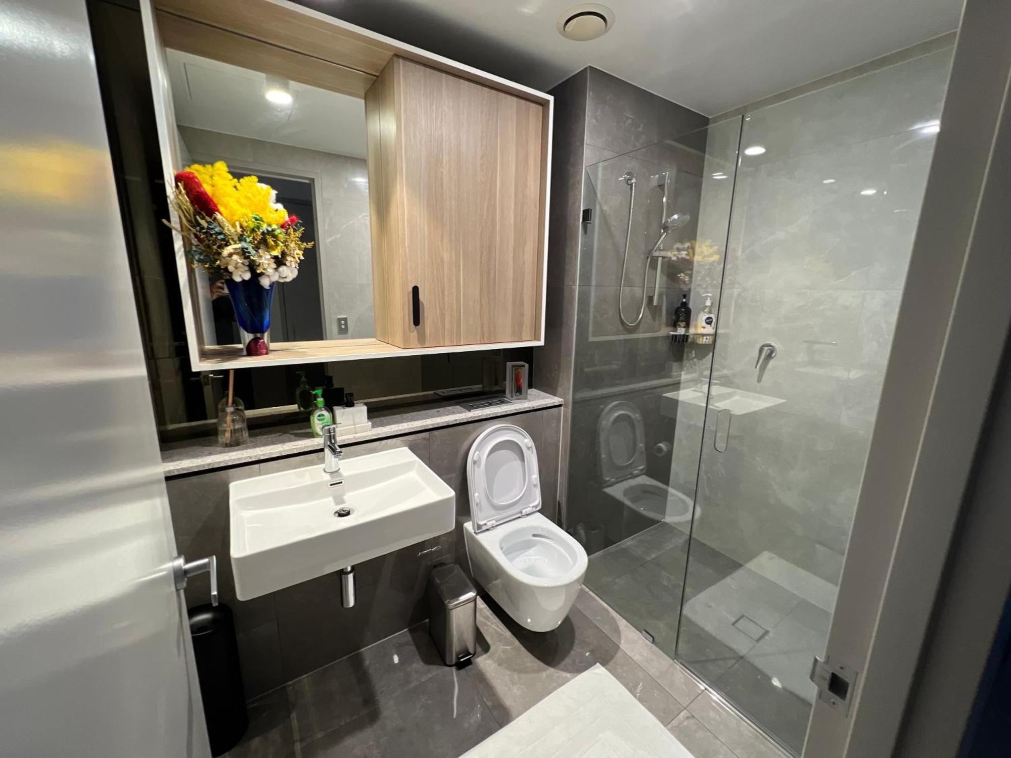 Mascot Apartment